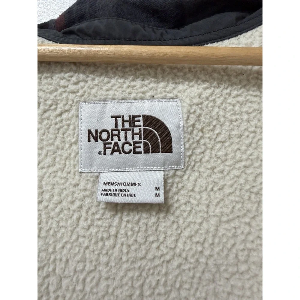 The North Face Mens Campshire Sherpa Lined Snap Jacket Size M Gray Plaid Shacket